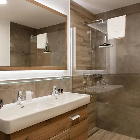 Avenida Style By Alpin - Incl Summercard Apartment Kaprun