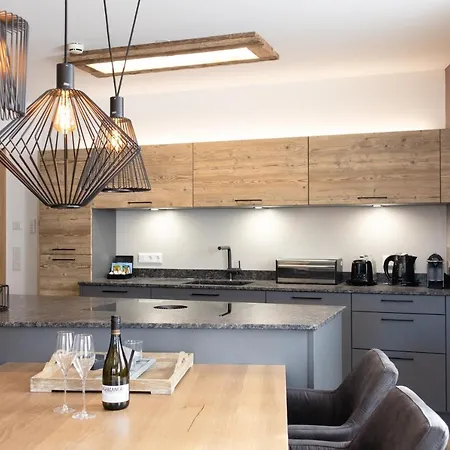 Avenida Style By Alpin *