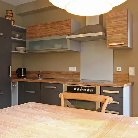 Avenida Style By Alpin Kaprun